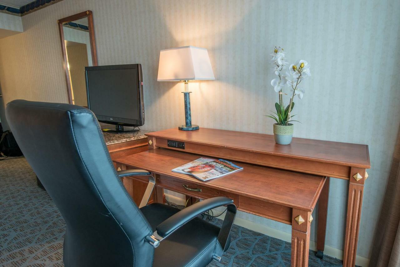 Lakeview Golf Resort Моргантаун Экстерьер фото