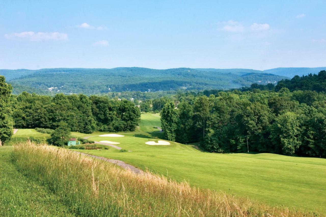 Lakeview Golf Resort Моргантаун Экстерьер фото